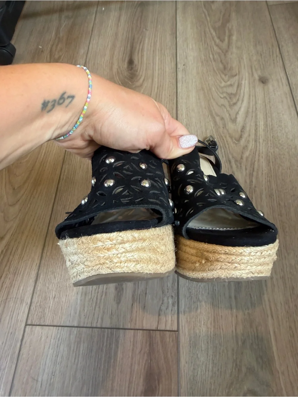 Marc Fisher chic laser